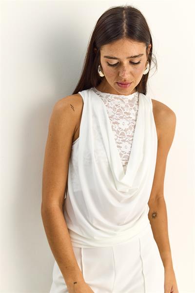 Kadın Ön ve Arka Dantel Detaylı Degaje Yaka Bluz 2311 60286130 - Beyaz