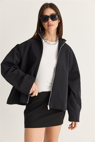 Kadın Oversize Dik Yaka Fermuarlı Reglan Kol A Kesim Kısa Trençkot 2100 60286511 - Siyah