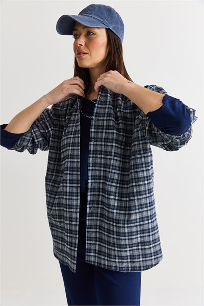 Kadın Oversize Ekose Desenli Oduncu Gömlek DG261035 60286552 - Ekru-Haki