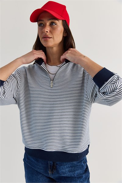 Kadın Oversize Polo Yaka Yarım Fermuarlı Çizgili Sweatshirt ÖS261005 60286586 - Lacivert