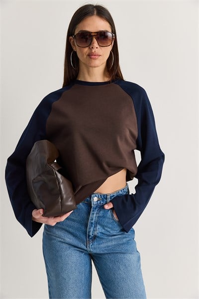 Kadın Pamuklu Regular Reglan Kol Renk Bloklu Uzun Kollu T-Shirt ÖS261006 60286587 - Kahve-Lacivert