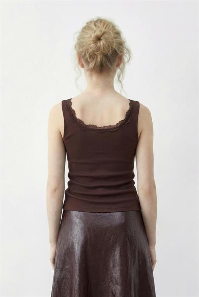 Kadın Pamuklu Slim Fit U Yaka Dantelli Atlet 1053 60286022 - Acı Kahve