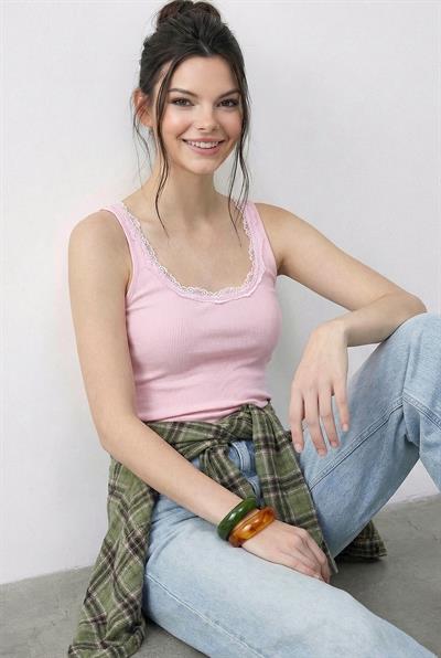 Kadın Pamuklu Slim Fit U Yaka Dantelli Atlet 1053 60286022 - Şeker Pembe