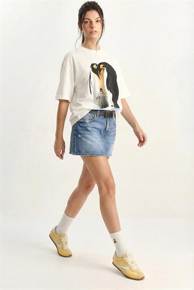 Kadın Penguen Baskılı Oversize Basic T-Shirt ÖT261008 60283985 - Beyaz