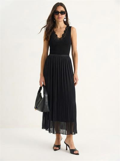 Kadın Piliseli Maxi Boy Astarlı Tül Etek 0928 60283946 - Siyah