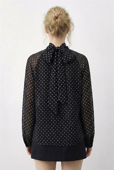 Kadın Puantiyeli Dik Yaka Pelerin Kesim Prenses Kol Astarlı Şifon Bluz 0972 60283966 - Siyah