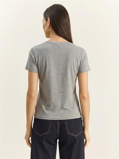 Kadın Rabbit Nakışlı İşlemeli Bisiklet Yaka Basic T-Shirt 7532 60283953 - Gri