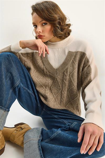 Kadın Renk Bloklu Oversize Triko Kazak TK251078 60283721 - Krem-Vizon