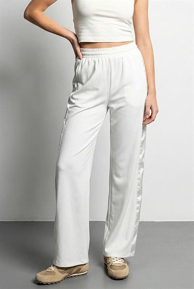 Kadın Saten Detaylı Kapüşonlu Beli Gipeli Alt-Üst Takım 4098 60283982 - Beyaz