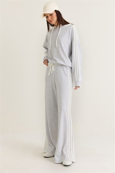Kadın Şerit Detaylı Kapüşonlu Oversize Sweatshirt Bol Eşofman Altı Takım 4203 60286660 - Gri-Beyaz ALT - ÜST TAKIM modelleri