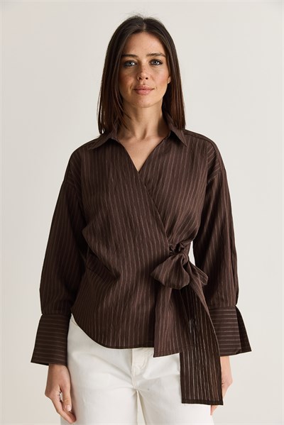 Kadın Simli Çizgili Kruvaze Yaka Belden Bağlamalı Gömlek Bluz 1108 60286672 - Acı Kahve
