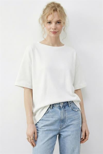 Kadın Sırtı V Dantel Detaylı Scuba Oversize T-Shirt 1050 60283974 - Beyaz