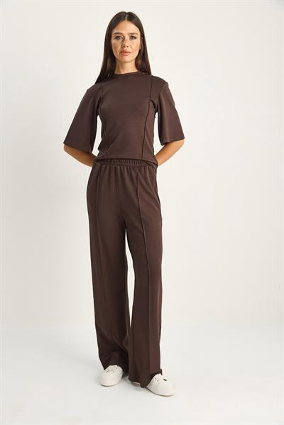 Kadın Soft Touch Nervürlü Yarım Kol T-Shirt Lastikli Bol Paça Pantolon Takım 18000 60286181 - Acı Kahve