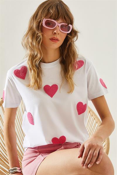 Kadın Süzene Kalp Nakışlı Basic T-Shirt 60251208 - Beyaz