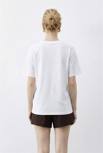 Kadın Taş Baskılı Leopar Desenli Bisiklet Yaka Regular Fit T-Shirt 2209 60283975 - Beyaz