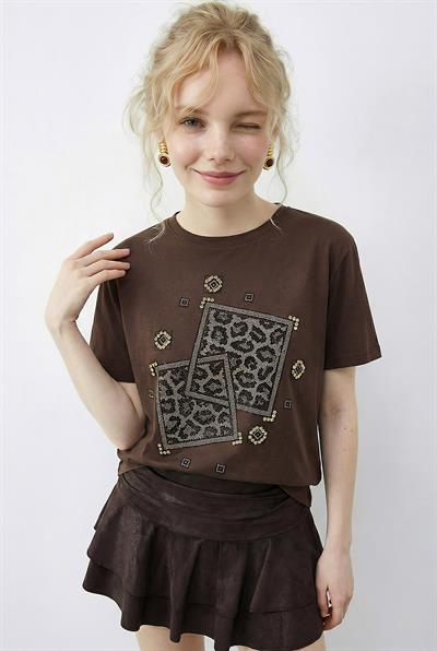 Kadın Taş Baskılı Leopar Desenli Bisiklet Yaka Regular Fit T-Shirt 2209 60283975 - Kahverengi