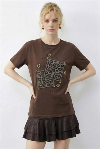 Kadın Taş Baskılı Leopar Desenli Bisiklet Yaka Regular Fit T-Shirt 2209 60283975 - Kahverengi