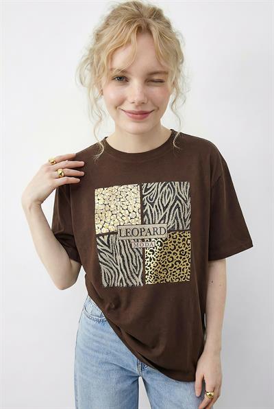 Kadın Taş Detaylı Leopar Baskılı Bisiklet Yaka Rahat Kalıp T-Shirt 2200 60283970 - Acı Kahve