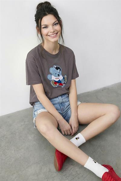 Kadın Teddy Nakışlı İşlemeli Bisiklet Yaka Basic T-Shirt 7533 60283952 - Kakao