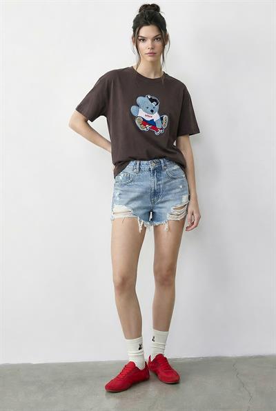 Kadın Teddy Nakışlı İşlemeli Bisiklet Yaka Basic T-Shirt 7533 60283952 - Kakao