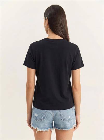 Kadın Teddy Nakışlı İşlemeli Bisiklet Yaka Basic T-Shirt 7533 60283952 - Siyah