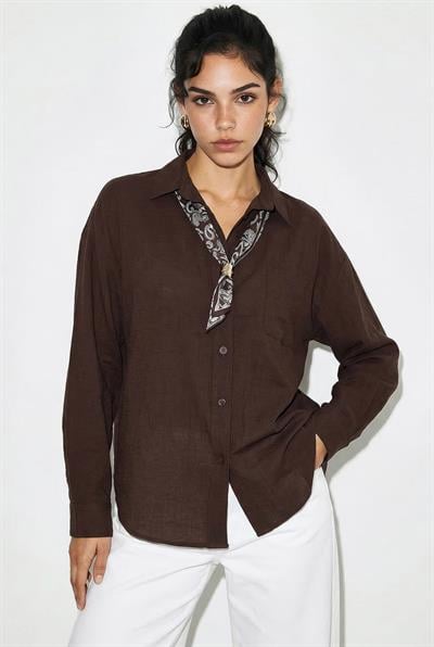 Kadın Tek Cep Detaylı Fular Aksesuarlı Salaş Krinkıl Gömlek 586 60286049 - Kahverengi