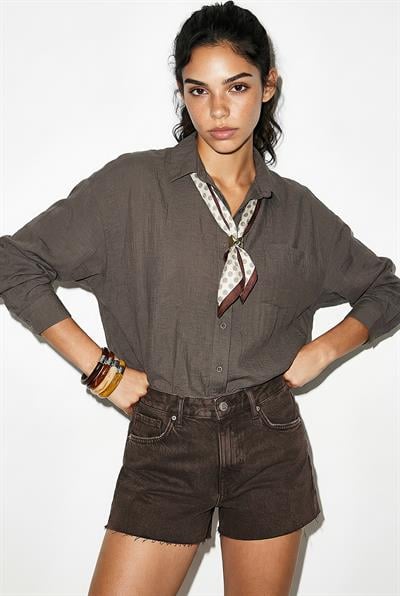 Kadın Tek Cep Detaylı Fular Aksesuarlı Salaş Krinkıl Gömlek 586 60286049 - Vizon