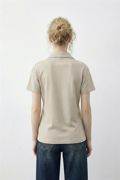 Kadın Tiger Nakışkı Fular Detaylı Polo Yaka T-Shirt 3501 60283973 - Bej