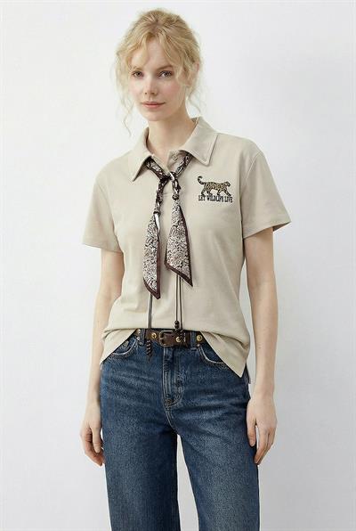 Kadın Tiger Nakışkı Fular Detaylı Polo Yaka T-Shirt 3501 60283973 - Bej