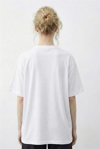 Kadın Tokalı Fular Detaylı Basic T-Shirt 7601 60283978 - Beyaz