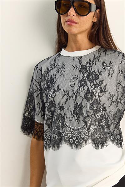 Kadın Üstü Dantel Detaylı Oversize Basic T-Shirt 1092 60286104 - Beyaz-Siyah