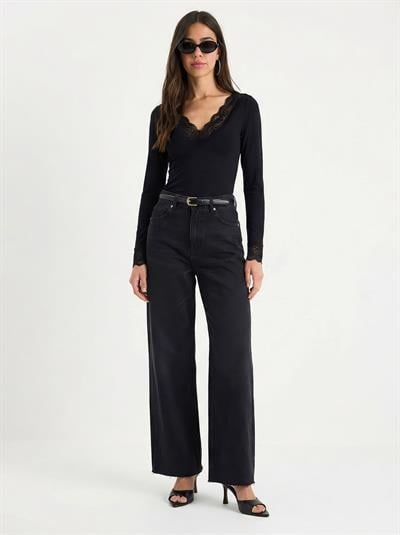 Kadın V Yaka Dantelli Viskon Bluz 1041 60283944 - Siyah