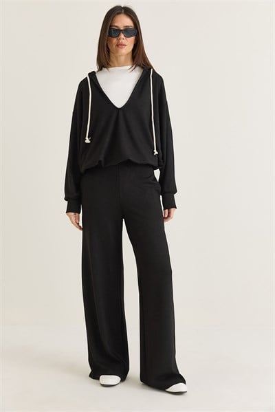Kadın V Yaka Kapüşonlu Oversize Sweatshirt Atlet Wide Leg Pantolon 3'lü Takım 4229 60286661 - Siyah ALT - ÜST TAKIM modelleri
