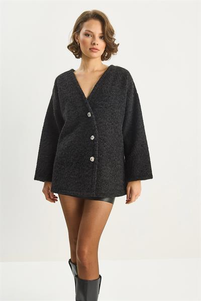 Kadın V Yaka Şık Asimetrik Düğmeli Kırçıllı Kaşe Hırka 55000 60283567 - Siyah