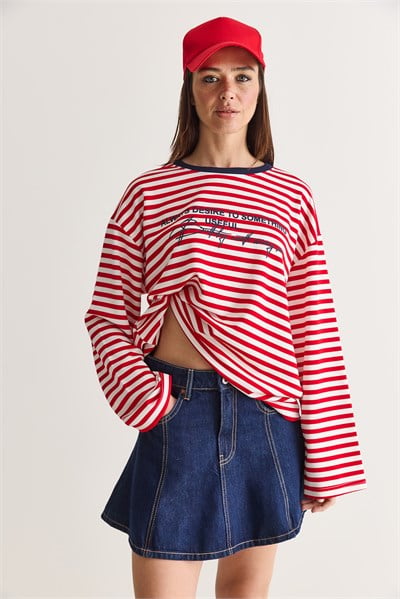 Kadın Yazı Baskılı Çizgili Bisiklet Yaka Oversize Uzun Kol Sweatshirt 2389 60286694 - Kırmızı-Lacivert