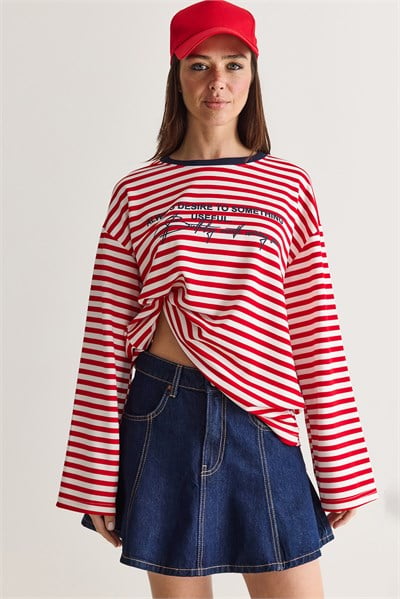 Kadın Yazı Baskılı Çizgili Bisiklet Yaka Oversize Uzun Kol Sweatshirt 2389 60286694 - Kırmızı-Lacivert
