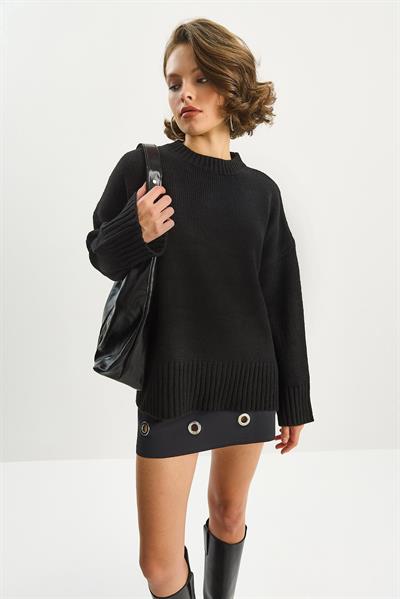 Kadın Yumuşacık Bisiklet Yaka Oversize Triko Kazak 60282032 - Siyah
