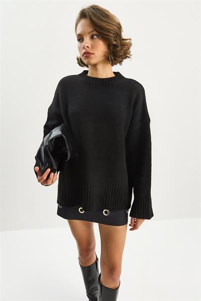 Kadın Yumuşacık Bisiklet Yaka Oversize Triko Kazak 60282032 - Siyah