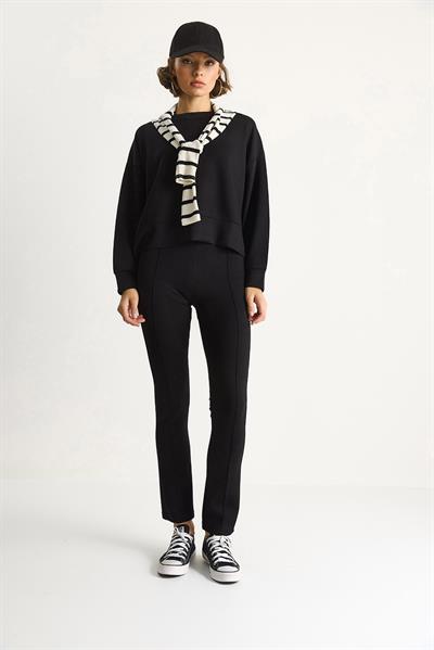 Kadın Yumuşak Dokulu Bisiklet Yaka Oversize Sweat Pantolon Viskon Dalgıç Takım 6819 60283531 - Siyah
