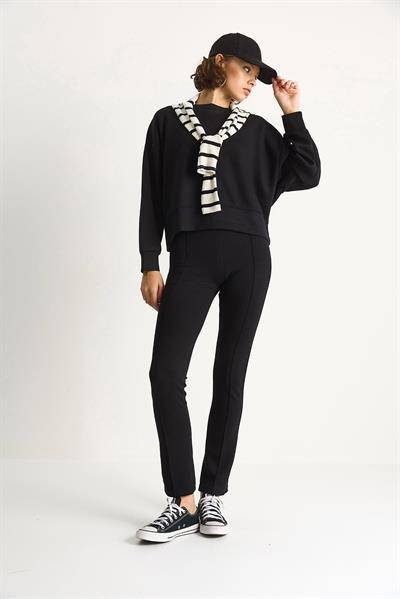 Kadın Yumuşak Dokulu Bisiklet Yaka Oversize Sweat Pantolon Viskon Dalgıç Takım 6819 60283531 - Siyah