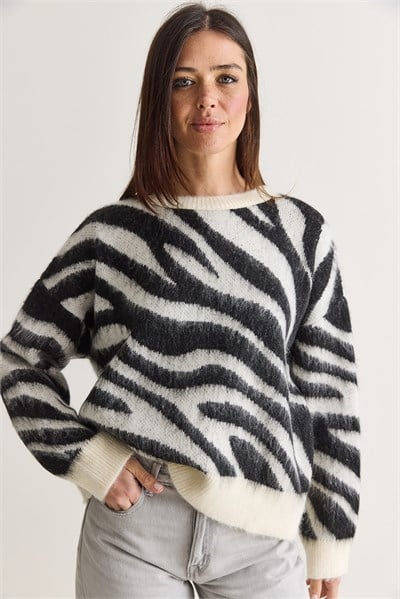 Kadın Zebra Desenli Bisiklet Yaka Oversize Triko Kazak 5569 60286712 - Ekru-Siyah