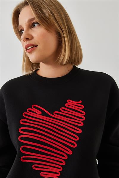 Kadın Kalp Nakışlı Sweatshirt 60601030 - Siyah