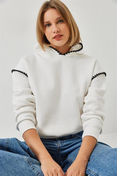 Kadın Kapişonlu Dantel Detaylı Sweatshirt 60601028 - Ekru