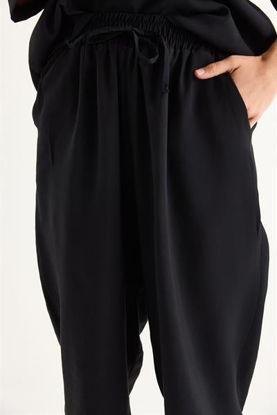 Kadın Kayık Yaka Yarım Kol Bluz Beli Lastikli Şalvar Pantolon Alt-Üst Takım 60283118 - Siyah