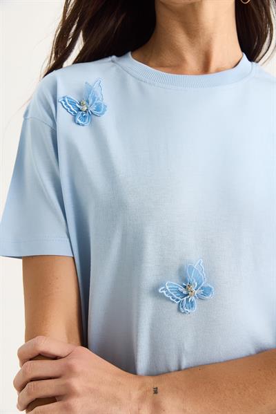 Kadın Kelebek Aksesuarlı Bisiklet Yaka Pamuklu T-Shirt 60602071 - Bebe Mavisi