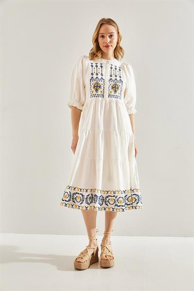 Kadın Nakış İşlemeli Keten Elbise 60221018 - Beyaz-Mavi