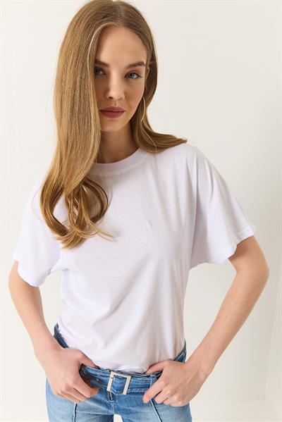 Kadın Organik Pamuklu Regular Kalıp Bisiklet Yaka Basic Kısa Kollu T-Shirt 60602048 - Beyaz