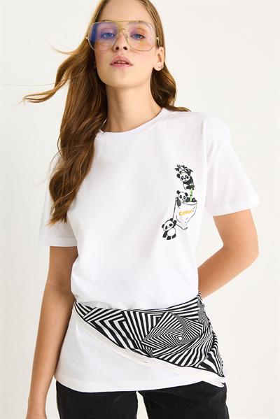 Kadın Panda Baskılı Kısa Kollu Bisiklet Yaka Basic T-Shirt 60602037 - Beyaz