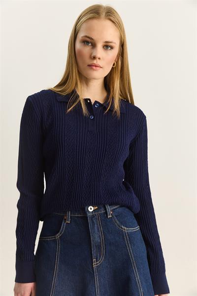 Kadın Polo Yaka Patlı Regular Fit Triko Kazak 20258063 - Lacivert