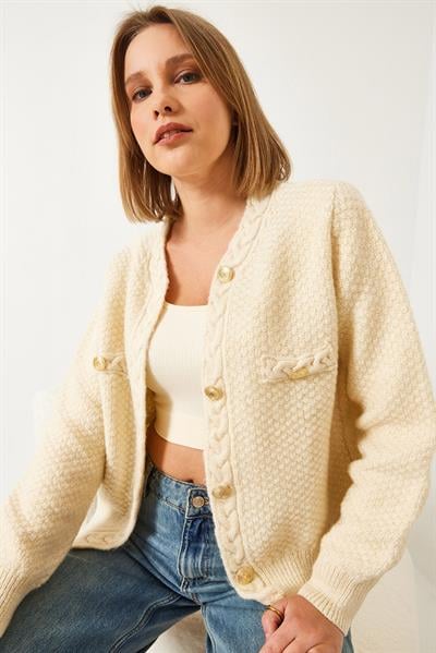 Saç Örgülü Düğmeli Triko Hırka - Krem